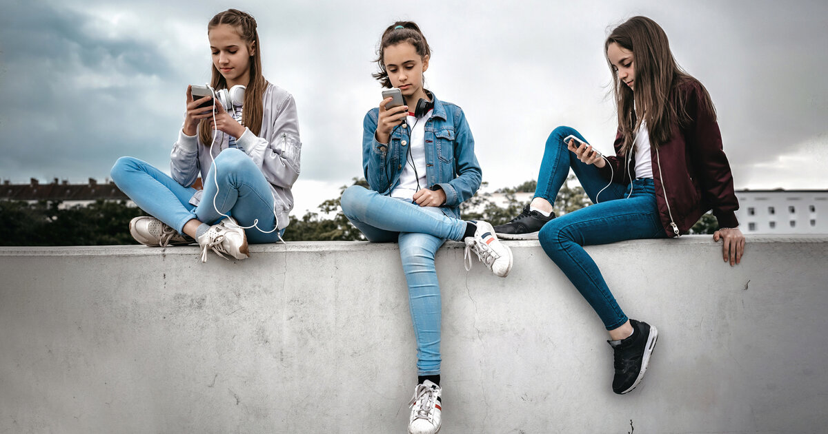 Mediensucht-bei-Jugendlichen-Dauerhaftes-ernstes-Problem-