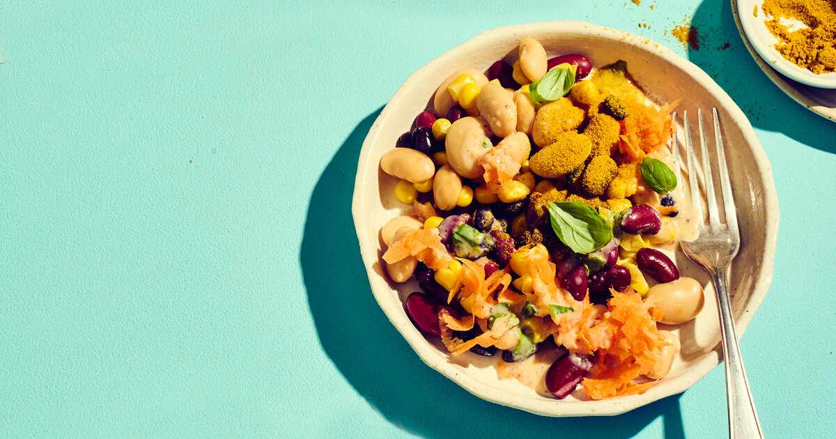 Bunter-Bohnensalat-mit-pikantem-Dressing