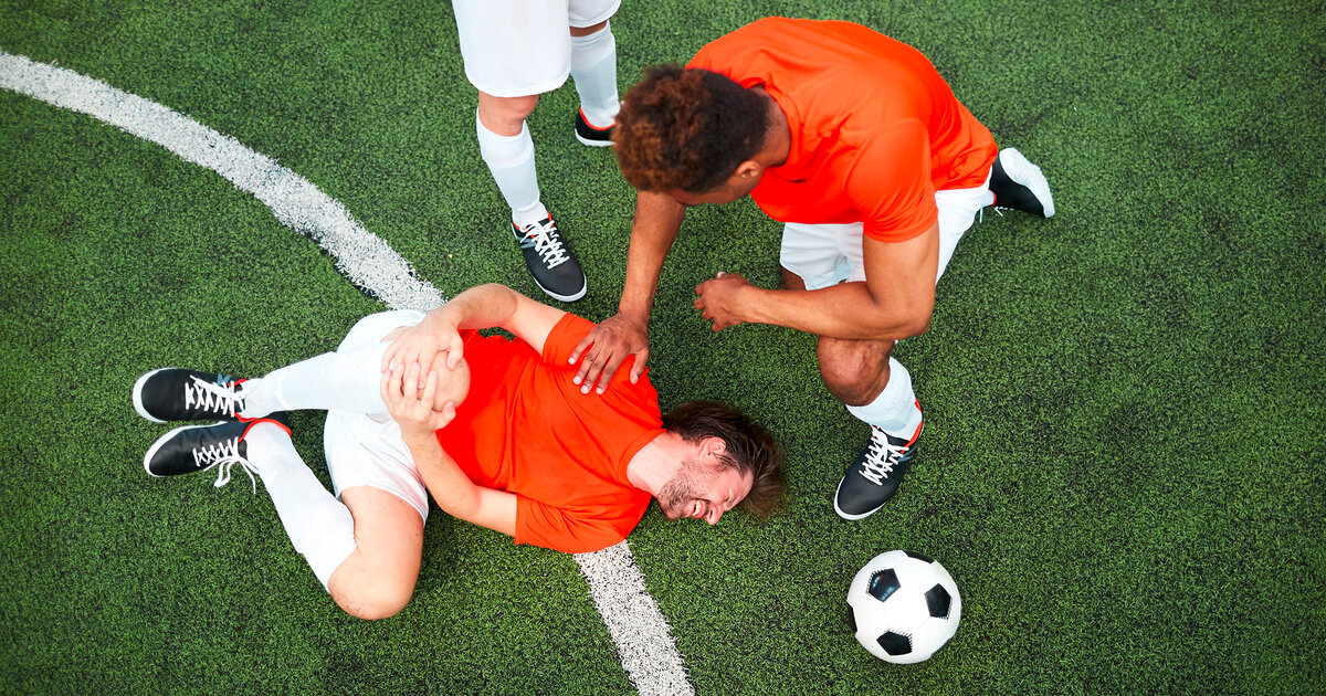 vom-kreuzbandriss-bis-zum-tod-warum-fu-ball-so-gef-hrlich-ist