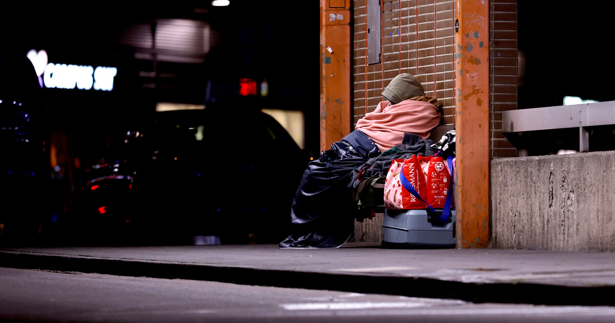 So-k-nnen-Sie-obdachlosen-Menschen-bei-Eisesk-lte-helfen