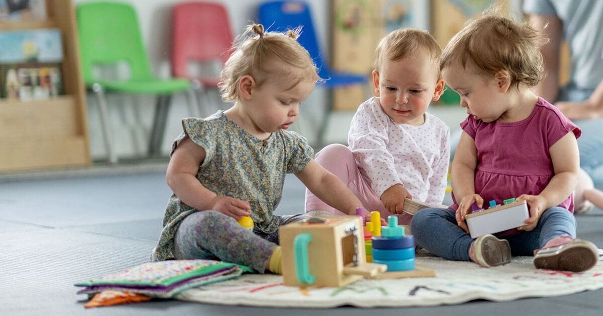 Wie-Krippe-oder-Kita-das-Darmmikrobiom-von-Babys-beeinflussen