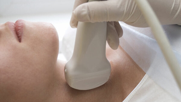 Schilddrüsenunterfunktion: Wie wird sie festgestellt? | Apotheken Umschau