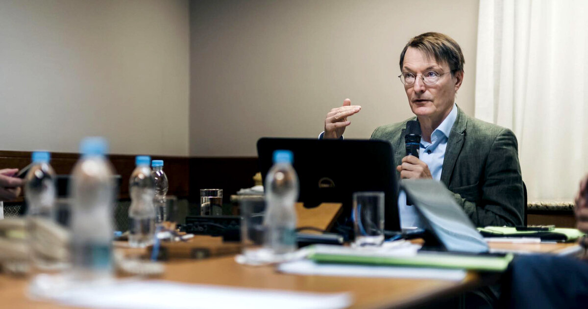 Lauterbach-in-Brasilien-zwischen-Klinikreform-und-Klimaschutz